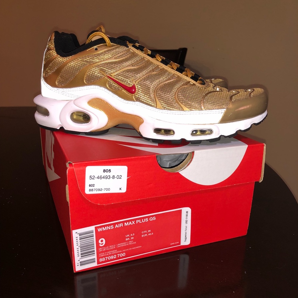 Gold Nike Air Max Plus